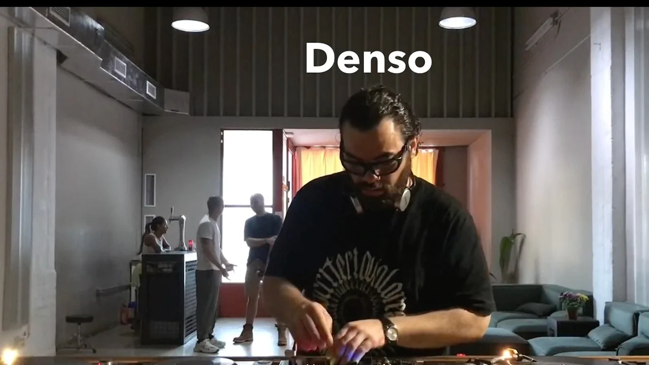 Denso, sesión en directo